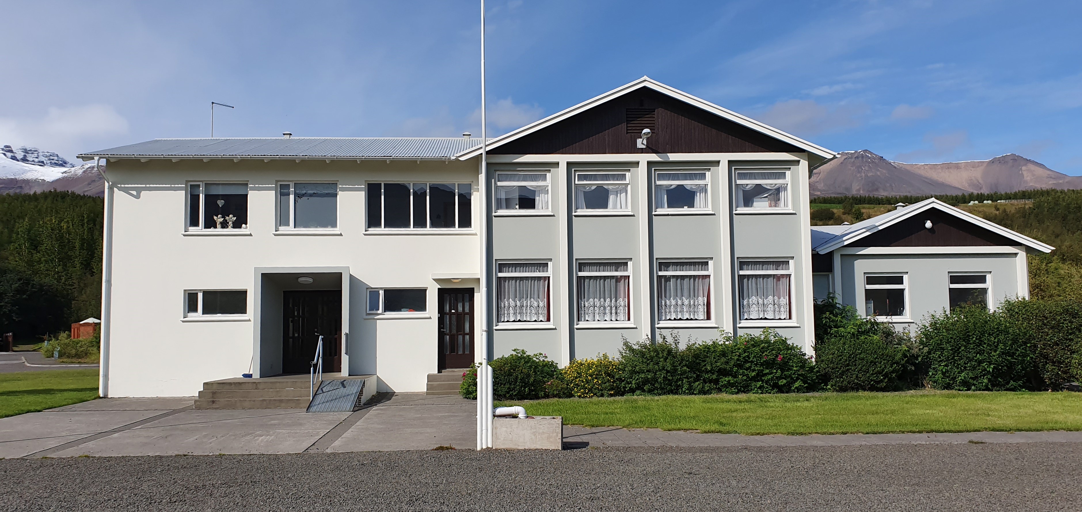 /static/themes/2018/images/placeholder.png/