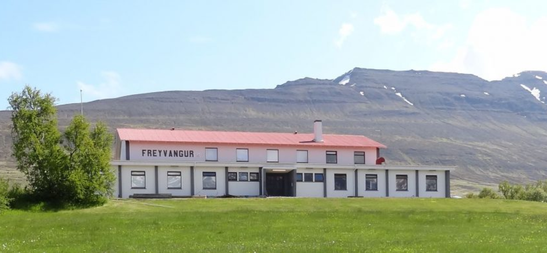 /static/themes/2018/images/placeholder.png/