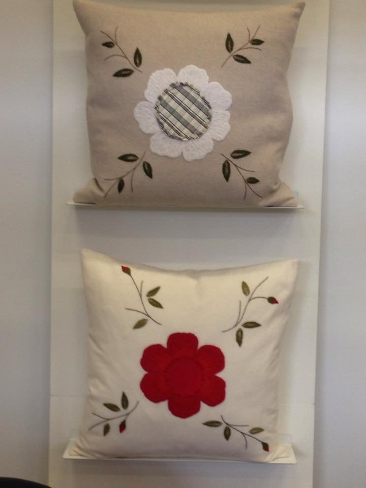 handbróderaðir púðar - Þórdís Jónsdóttir