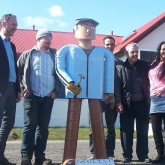 Sámur safnvörður afhjúpaður 19. maí 2012, Takk Geðlist