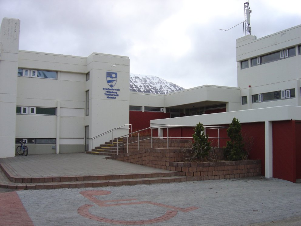 Kjörfundur vegna Alþingiskosninga 30. nóvember 2024 fer fram við Mötuneyti Hrafnagilsskóla í Félagsb…