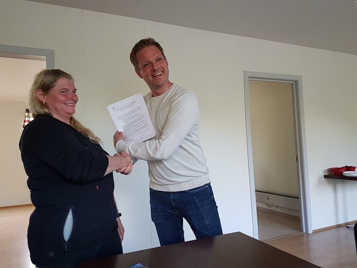 Samningur undirskrifaður