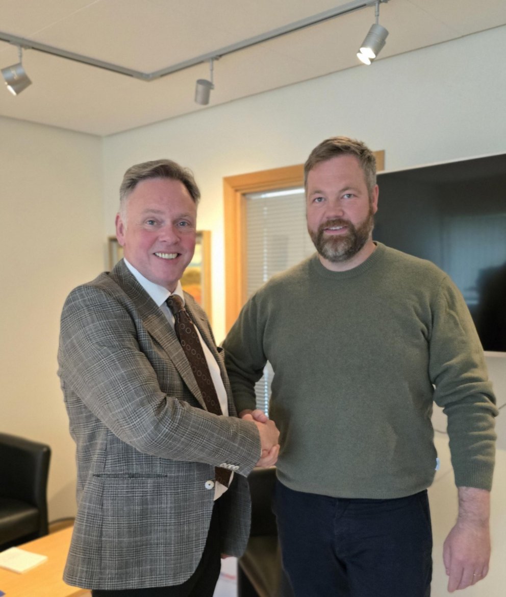 Jón Björn Hákonarson nýr sveitarstjóri Eyjafjarðarsveitar og Hermann Ingi oddviti sveitarstjórnar.