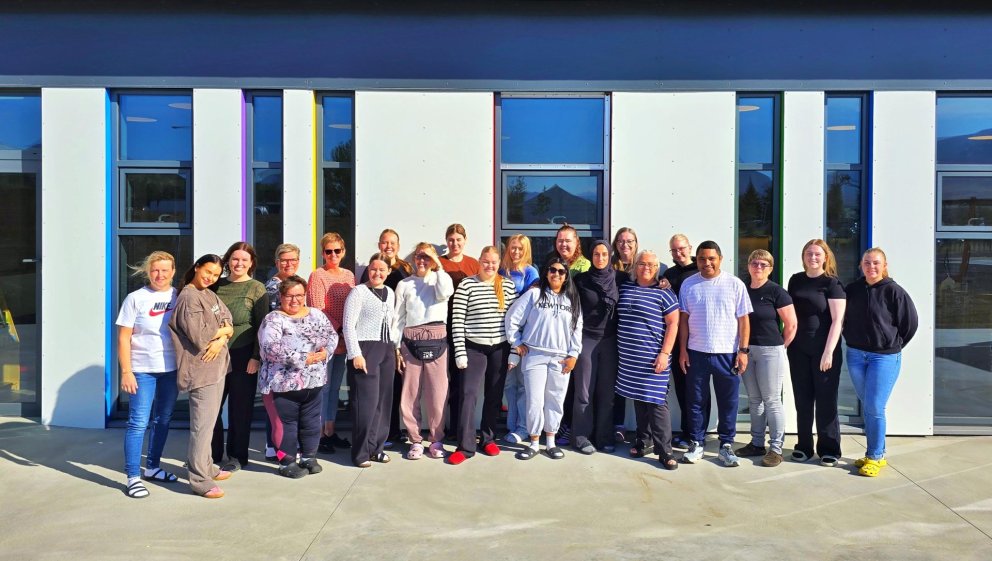 Starfsfólk Krummakots gleðst yfir fyrsta opna degi í nýrri byggingu