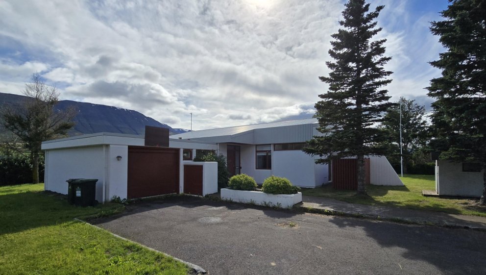 Eyjafjarðarsveit auglýsir einbýlishús að Skólatröð 13 í Hrafnagilshverfi til tímabundinnar leigu